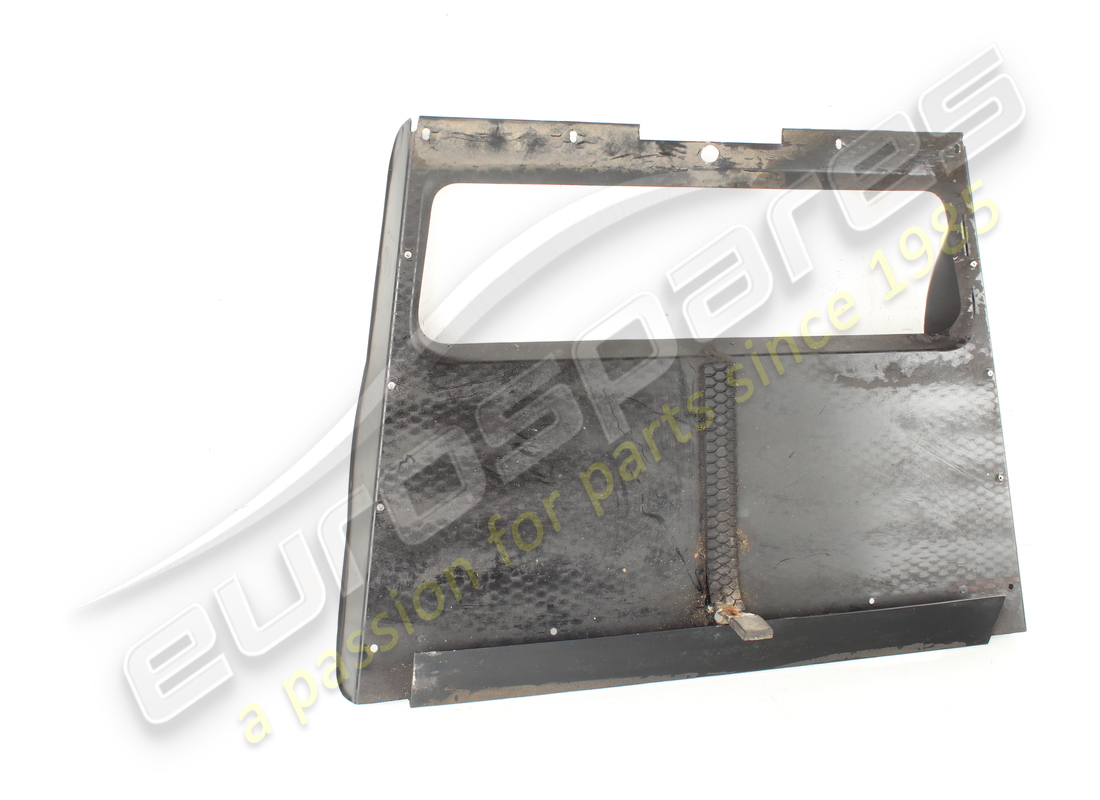 used ferrari shield. part number 61205100 (2)