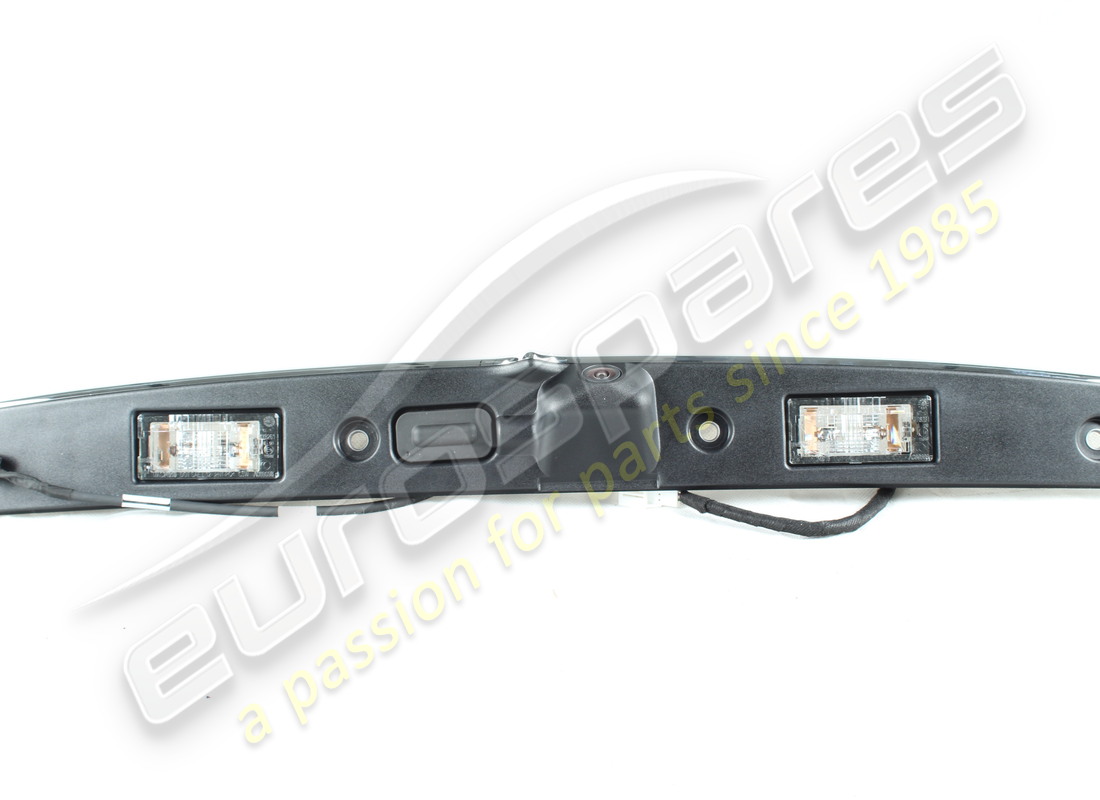 new maserati rear light bar black. part number 670071819 (1)