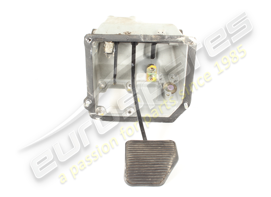 USED FERRARI COMPLETE PEDAL SUPPORT. PART NUMBER 179934 (1) used ferrari complete pedal support. part number 179934 (1)