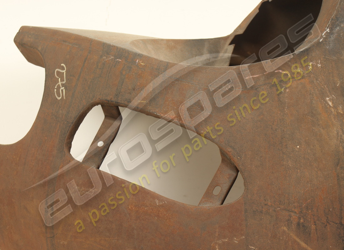 new (other) ferrari lh front wing. part number 2431804107 (3)