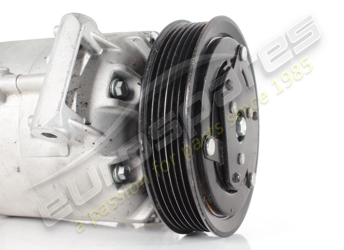USED FERRARI AIR CONDITIONING COMPRESSOR. PART NUMBER 265692 (8) used ferrari air conditioning compressor. part number 265692 (8)