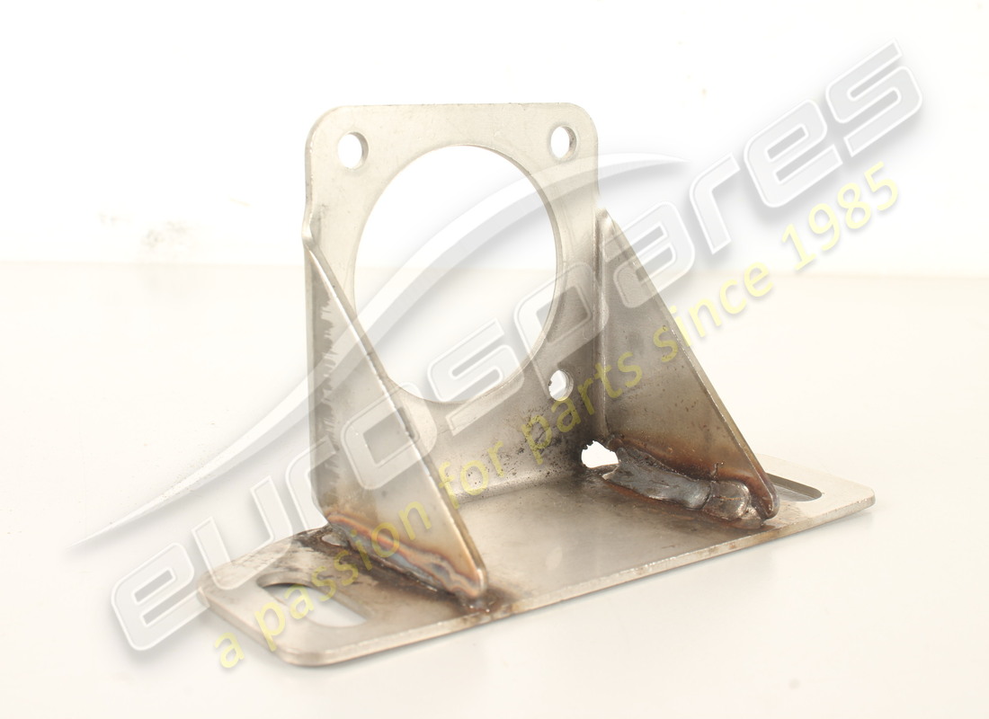 new ferrari bracket. part number 136877 (1)