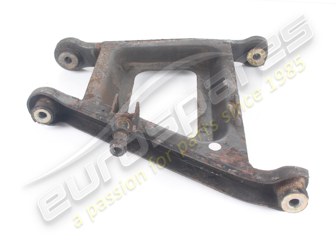 used ferrari lh rear suspension lower lever. part number 117806 (2)