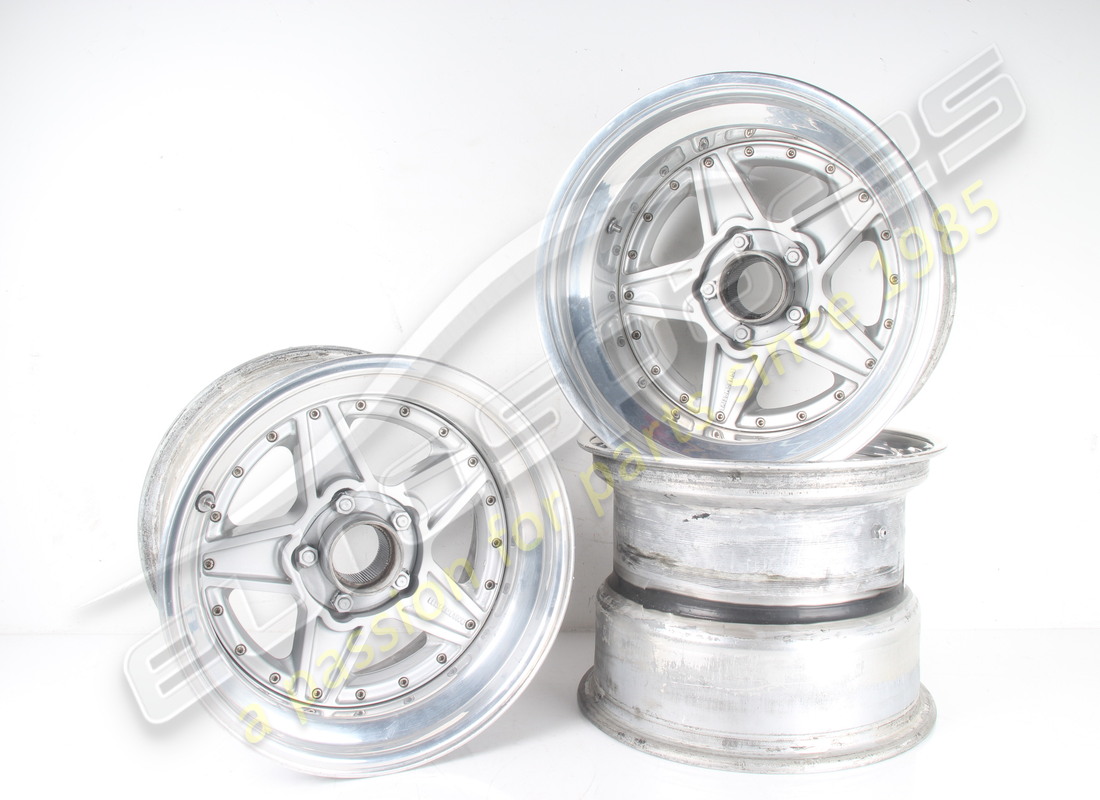 USED Ferrari LM COMPETITION COMPOMOTIVE 3-PIECE WHEELS . PART NUMBER EAP1723657 (1)