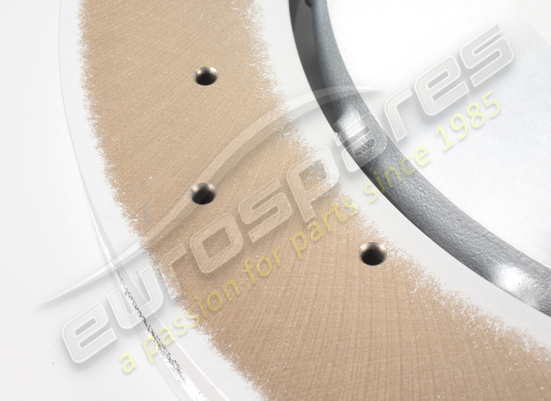 NEW MASERATI REAR BRAKE DISC. PART NUMBER 670161622 (3) new maserati rear brake disc. part number 670161622 (3)