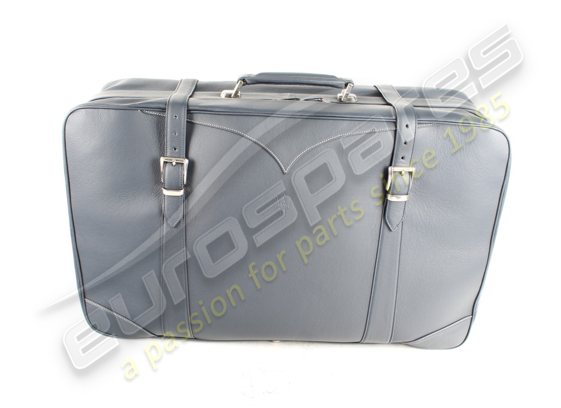 NEW MASERATI LUGGAGE SET. PART NUMBER 920000346 (3) new maserati luggage set. part number 920000346 (3)