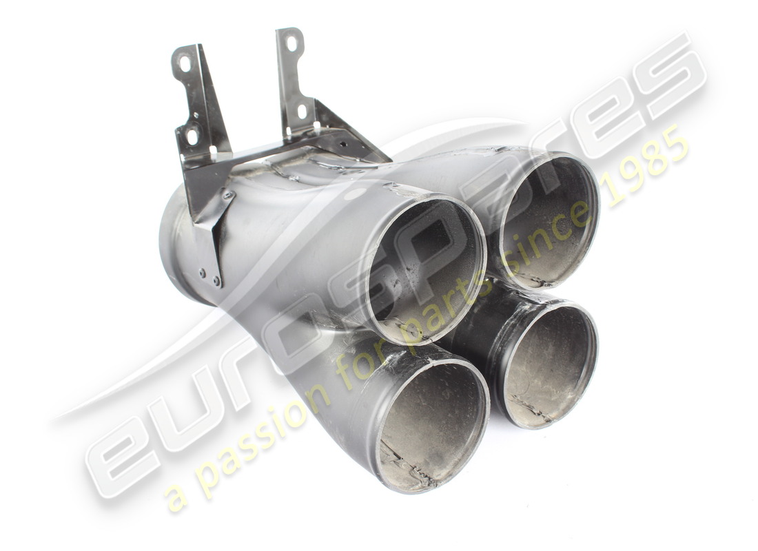 USED FERRARI COMPLETE CENTRE AIR INTAKE FOR. PART NUMBER 88547500 (1) used ferrari complete centre air intake for. part number 88547500 (1)