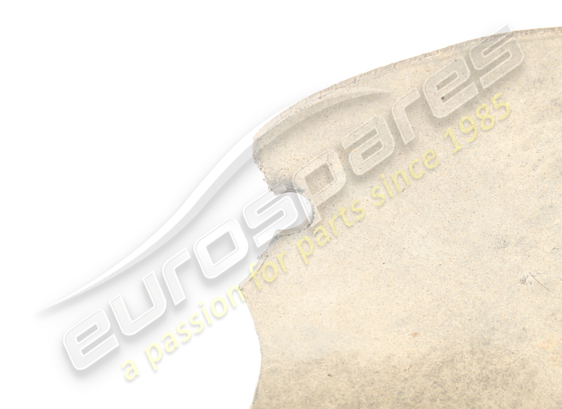 used maserati front lh wheelhouse guard. part number 372500525 (3)