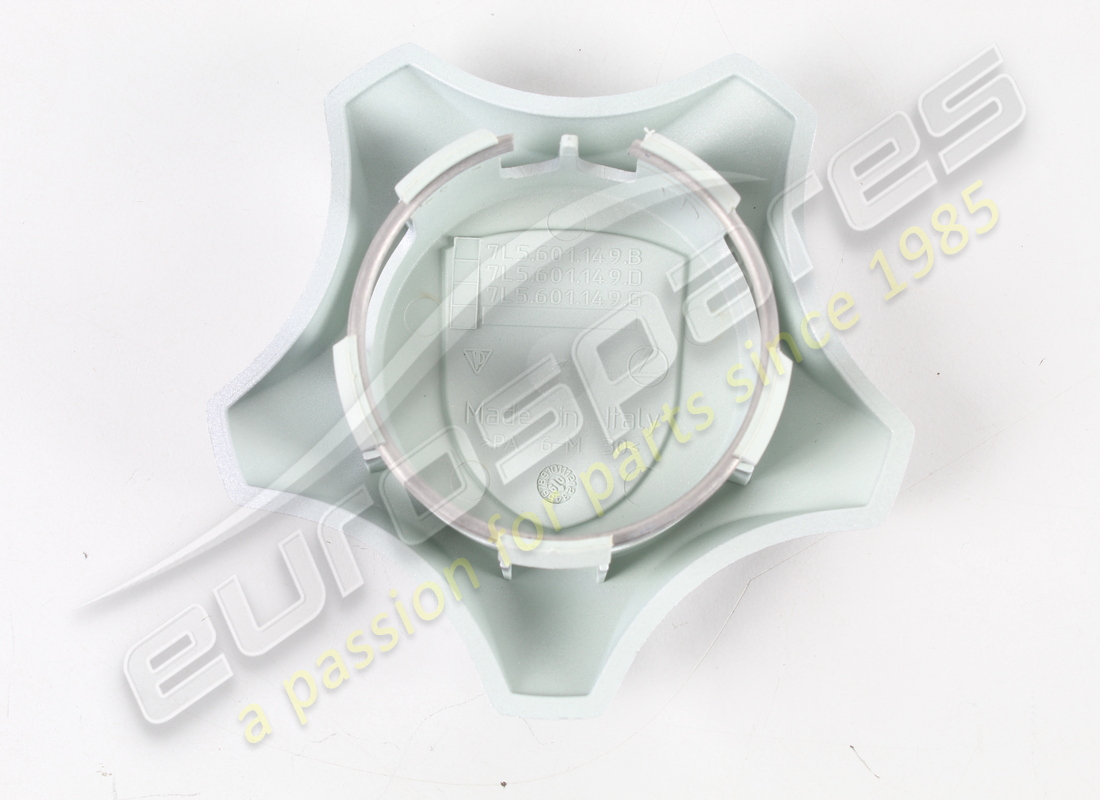 NEW PORSCHE WHEEL CAP SILVER. PART NUMBER 955361303029A1 (3) new porsche wheel cap silver. part number 955361303029a1 (3)