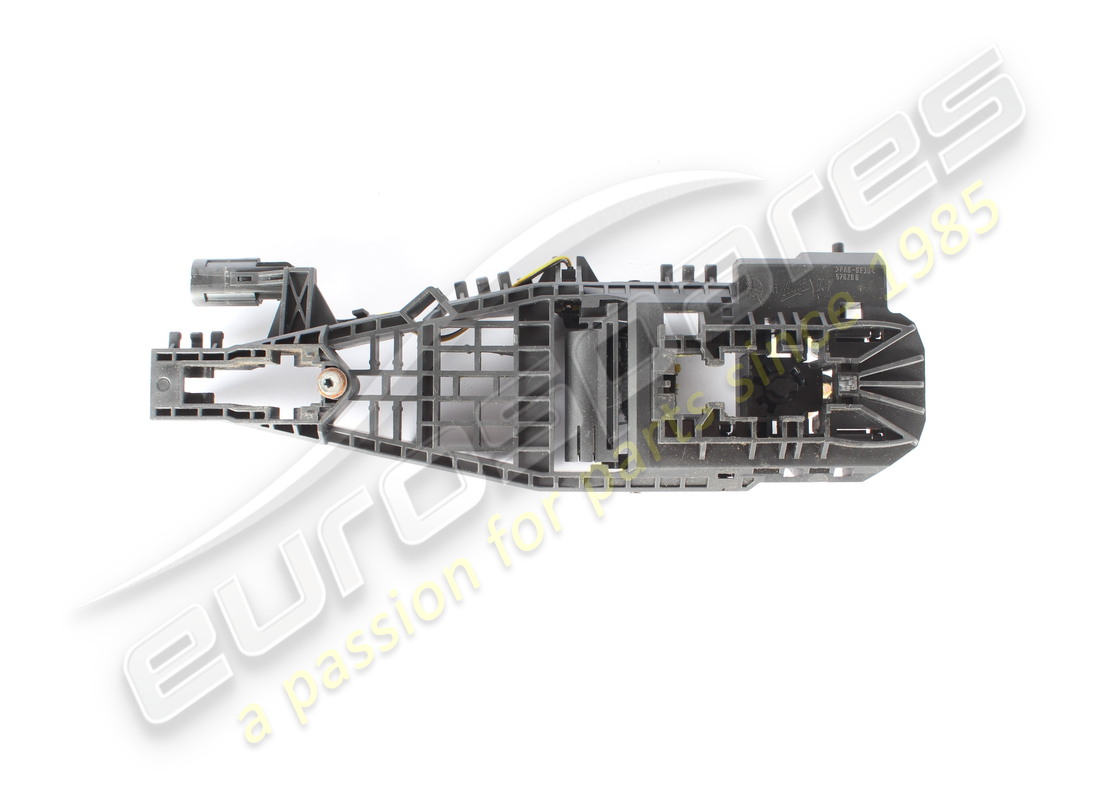 USED MASERATI RH OUTER HANDLE RETAINING BRACKET. PART NUMBER 670005608 (2) used maserati rh outer handle retaining bracket. part number 670005608 (2)