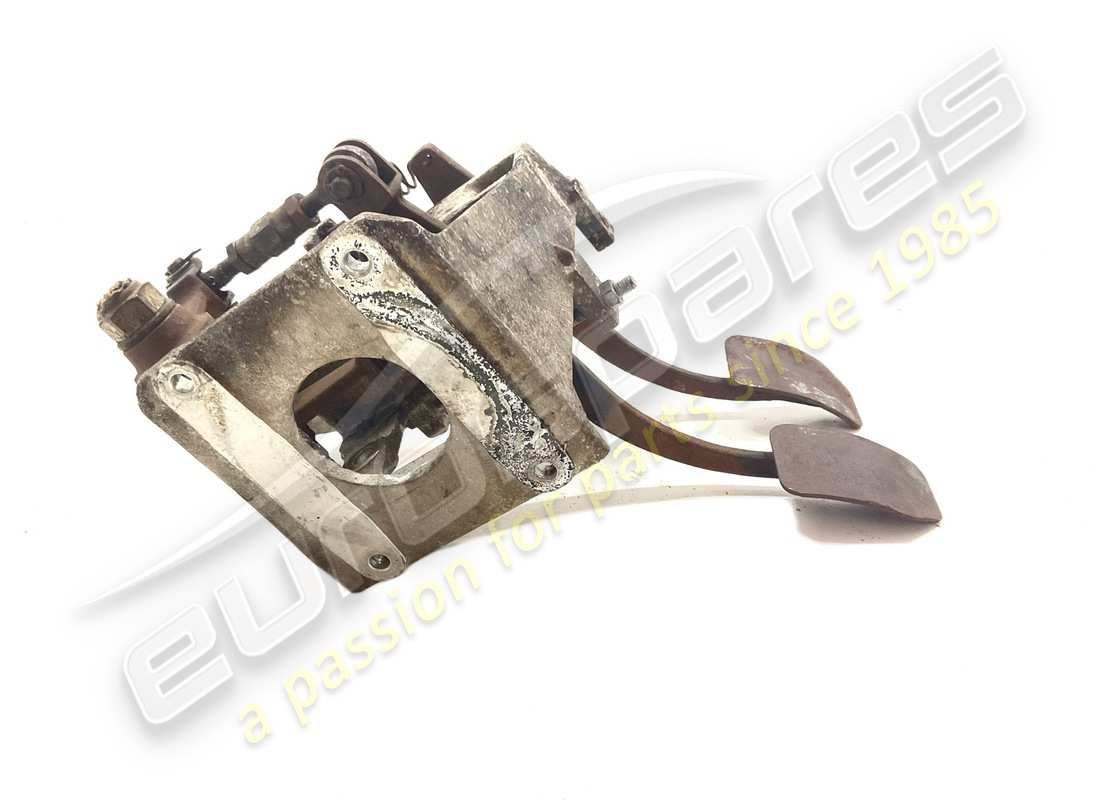 USED EUROSPARES FERRARI 246 RHD PEDAL BOX COMPLETE. PART NUMBER EAP1447619 (2) used eurospares ferrari 246 rhd pedal box complete. part number eap1447619 (2)