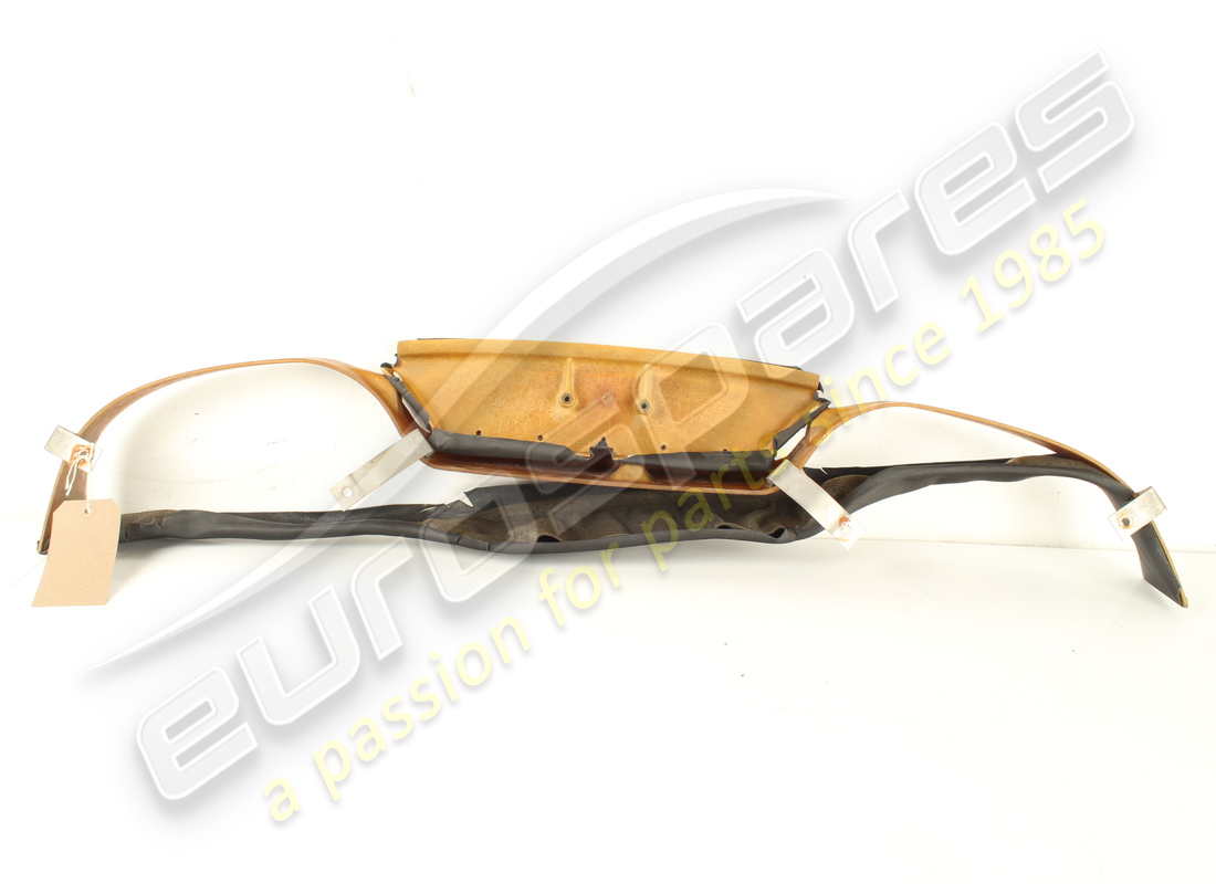 DAMAGED FERRARI UNDER REAR-WINDOW COVER. PART NUMBER 652756.. (4) damaged ferrari under rear-window cover. part number 652756.. (4)