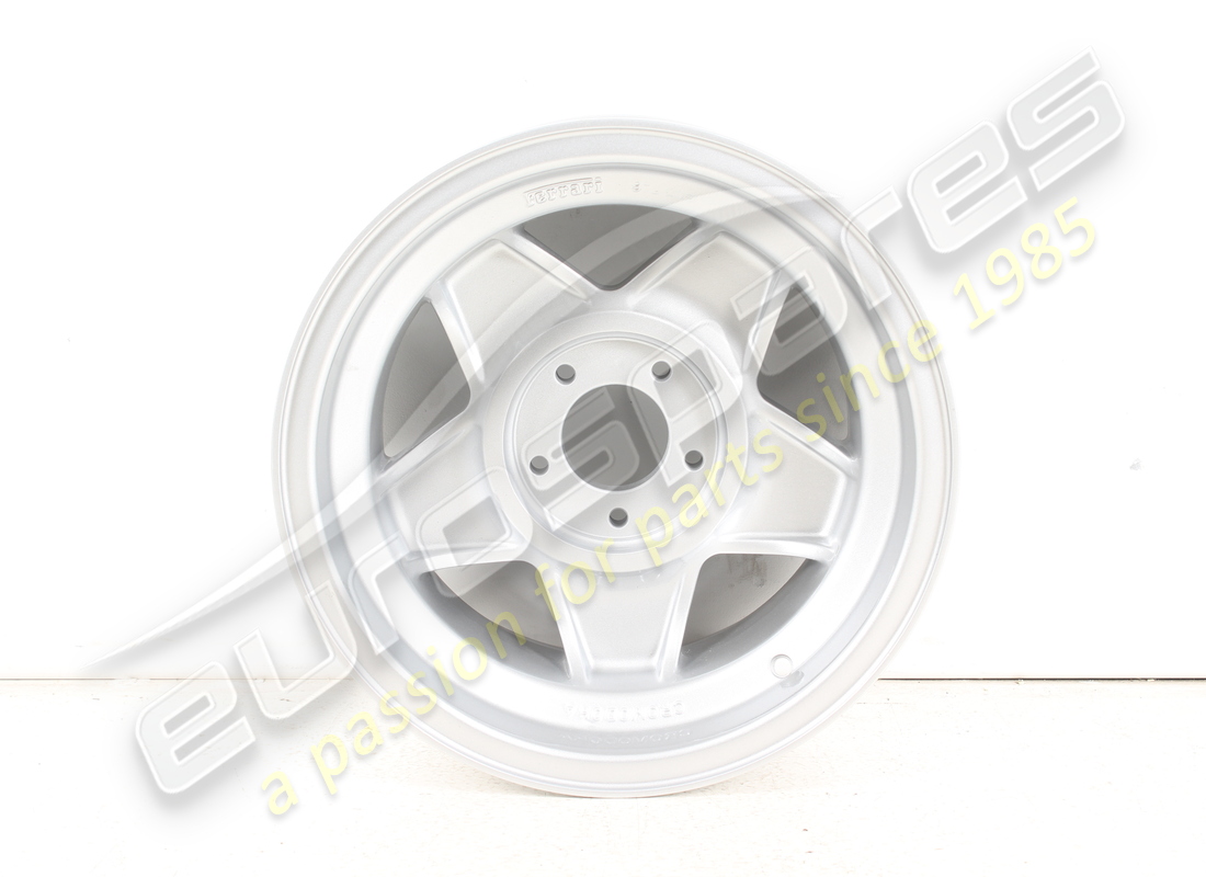 RECONDITIONED FERRARI REAR WHEEL (9X15). PART NUMBER 109193 (1) reconditioned ferrari rear wheel (9x15). part number 109193 (1)