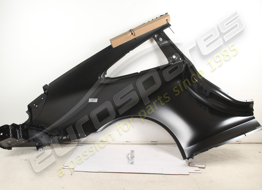 NEW PORSCHE SIDE PART PRIMED. PART NUMBER 9P1809029BGRV (2) new porsche side part primed. part number 9p1809029bgrv (2)