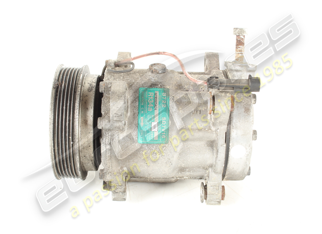 used maserati sanden compressor. part number 578377502 (3)
