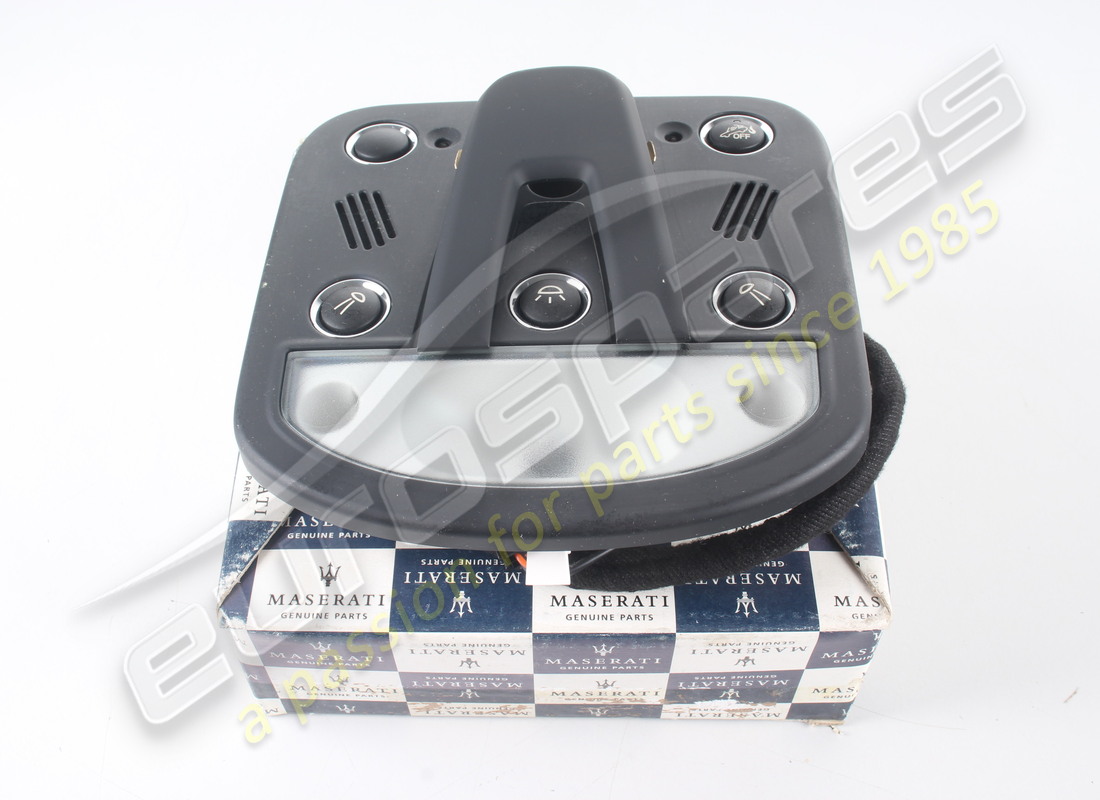 NEW (OTHER) MASERATI DOME LAMP. PART NUMBER 257548 (1) new (other) maserati dome lamp. part number 257548 (1)