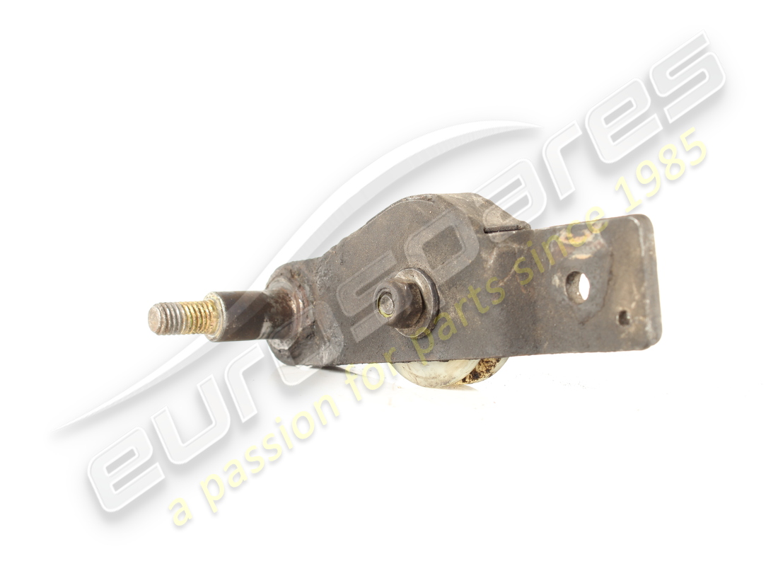 USED MASERATI COMPLETE PARKING BRAKE PULLEY LEVER 33. PART NUMBER 388005127 (4) used maserati complete parking brake pulley lever 33. part number 388005127 (4)