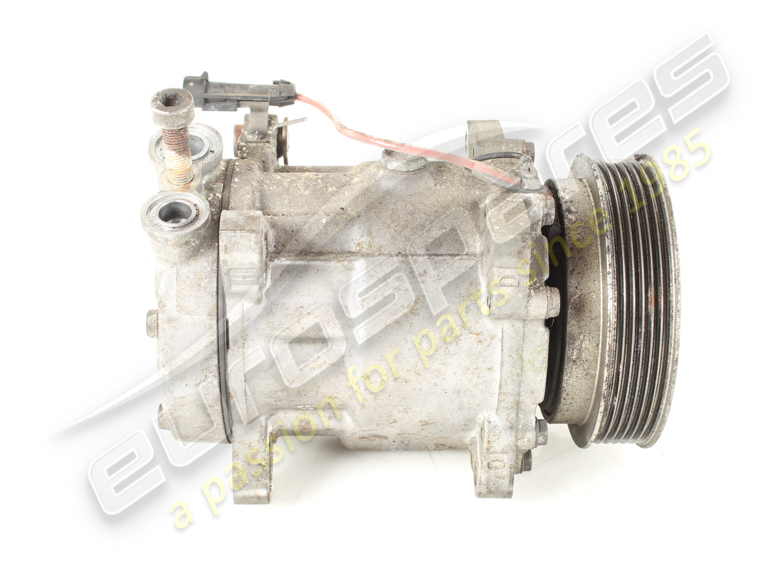 used maserati sanden compressor. part number 578377502 (6)