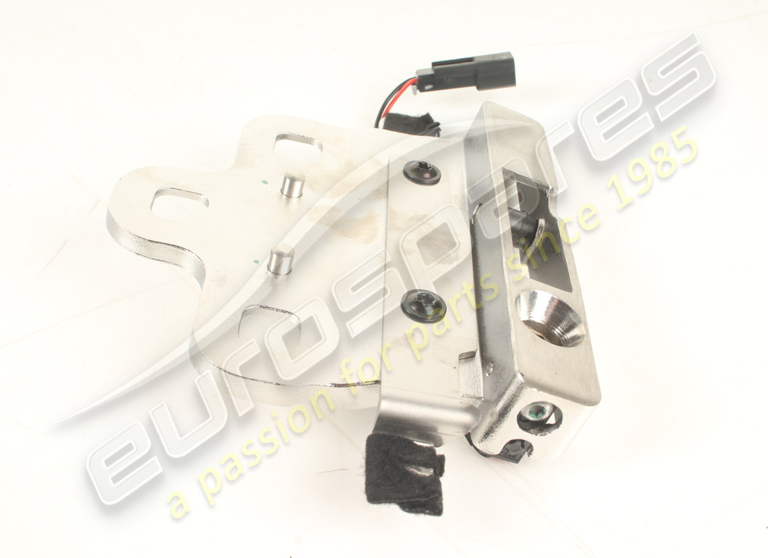 used ferrari striker lh complete. part number 83977900 (3)