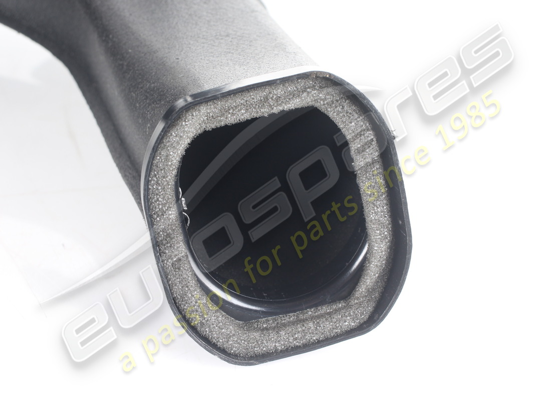 USED FERRARI PASSENGER SIDE AIR DUCT. PART NUMBER 88203100 (2) used ferrari passenger side air duct. part number 88203100 (2)