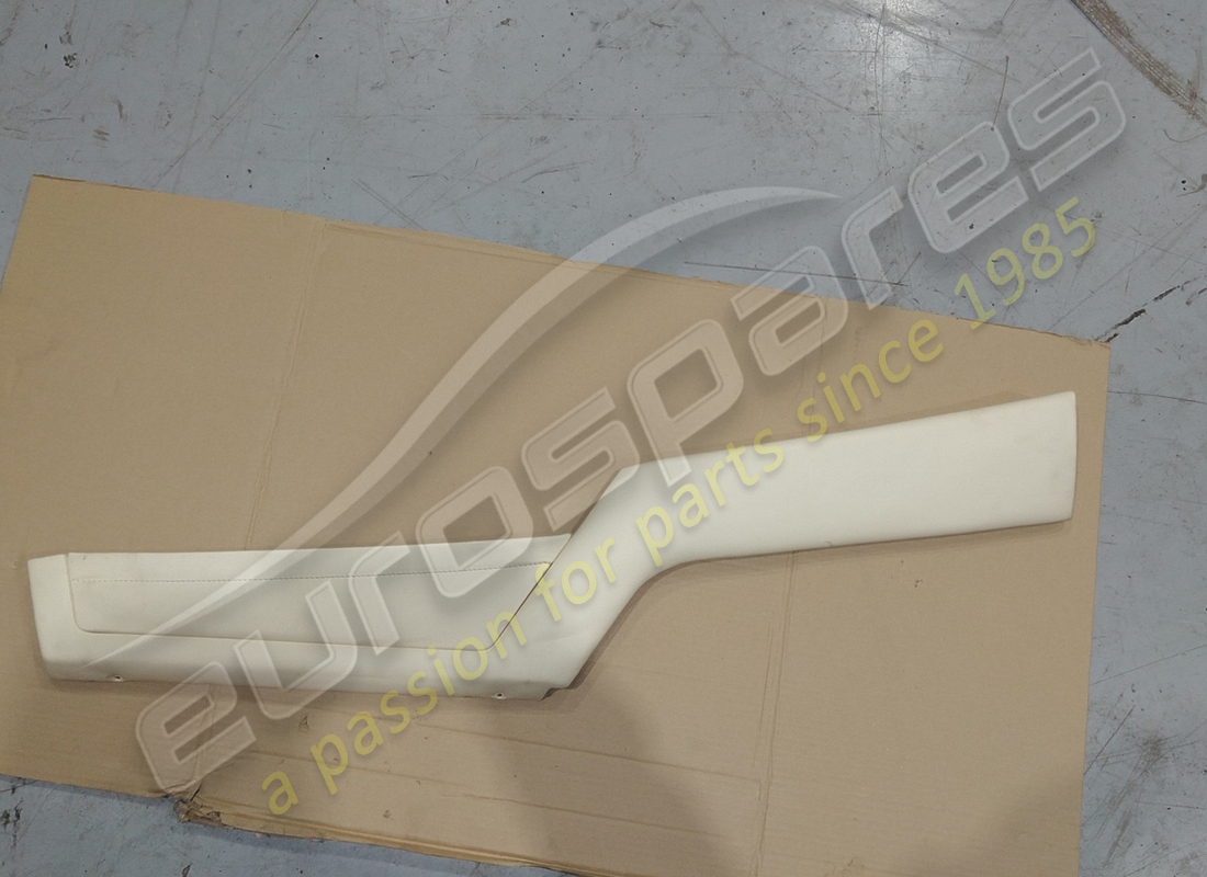 USED Ferrari LH SHIELD LINING IN CREAM VM3997 . PART NUMBER 63526404 (1)