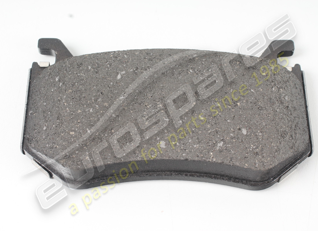 NEW MASERATI KIT REAR BRAKE PADS V6. PART NUMBER 673012868 (4) new maserati kit rear brake pads v6. part number 673012868 (4)