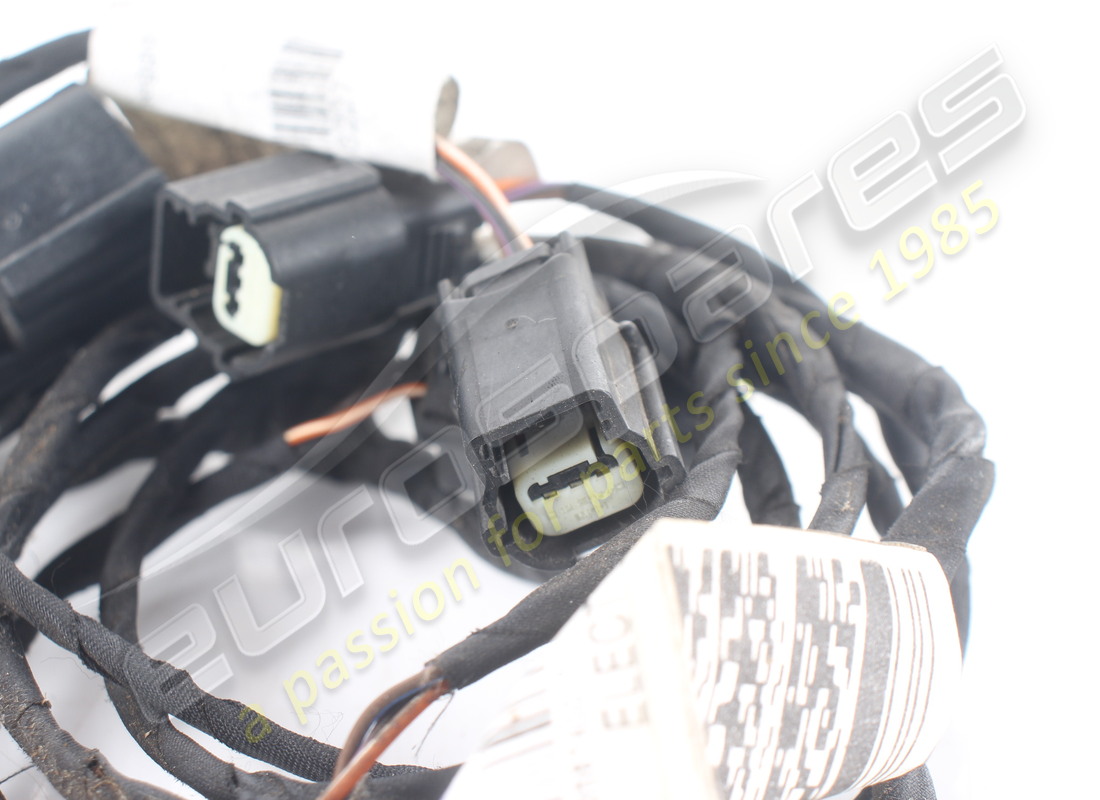 used maserati rear bumper wiring harness. part number 670035874 (3)