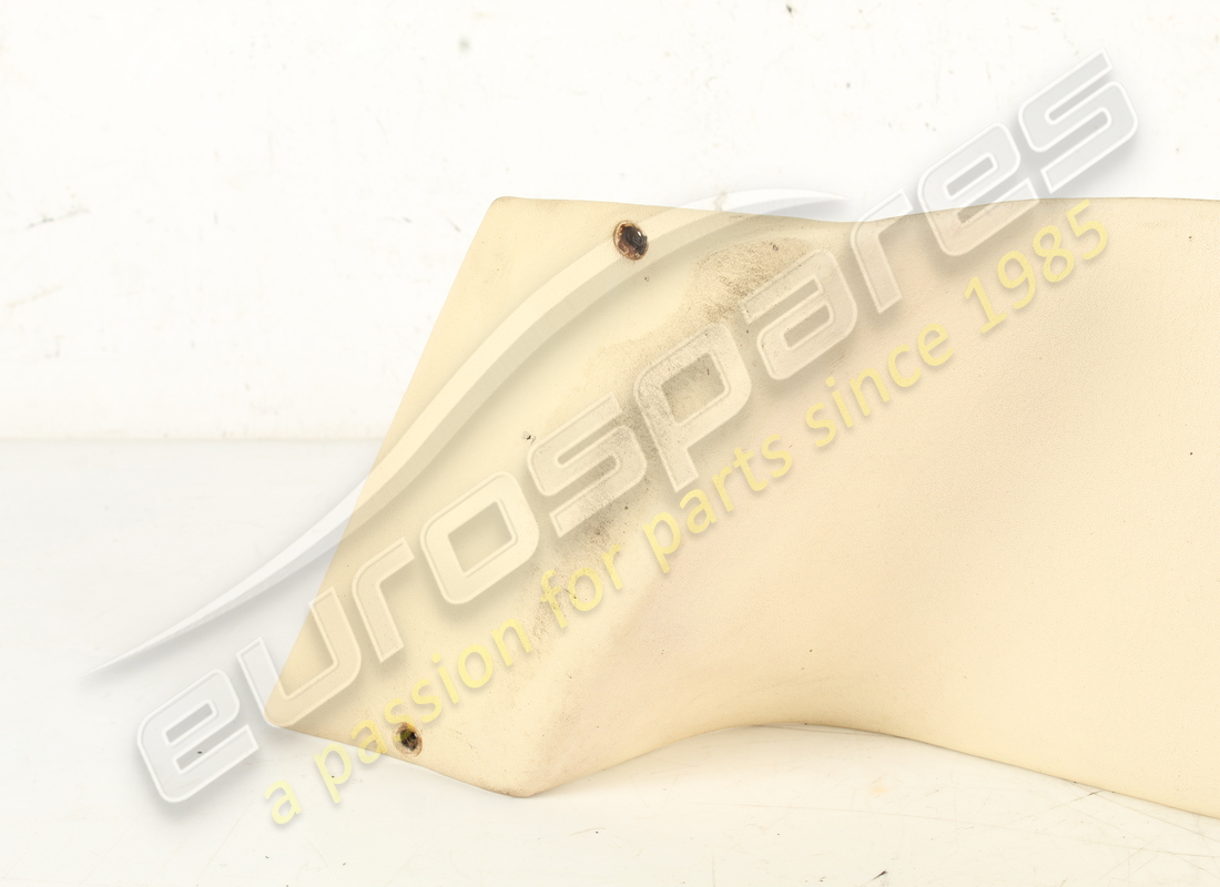 used ferrari rh moulding. part number 61163200 (3)