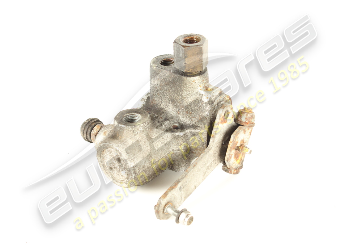 USED FERRARI VALVE. PART NUMBER 179048 (2) used ferrari valve. part number 179048 (2)