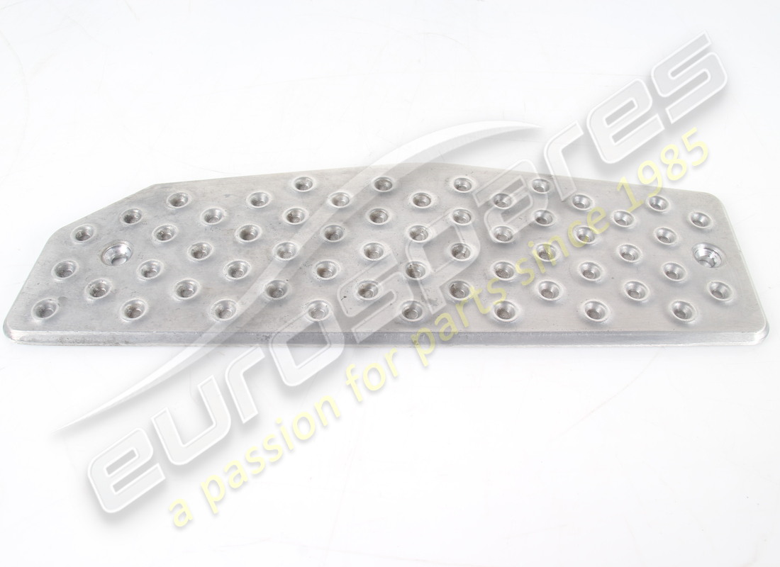 used ferrari lh foot-rest -optional- -all. part number 82388200 (2)
