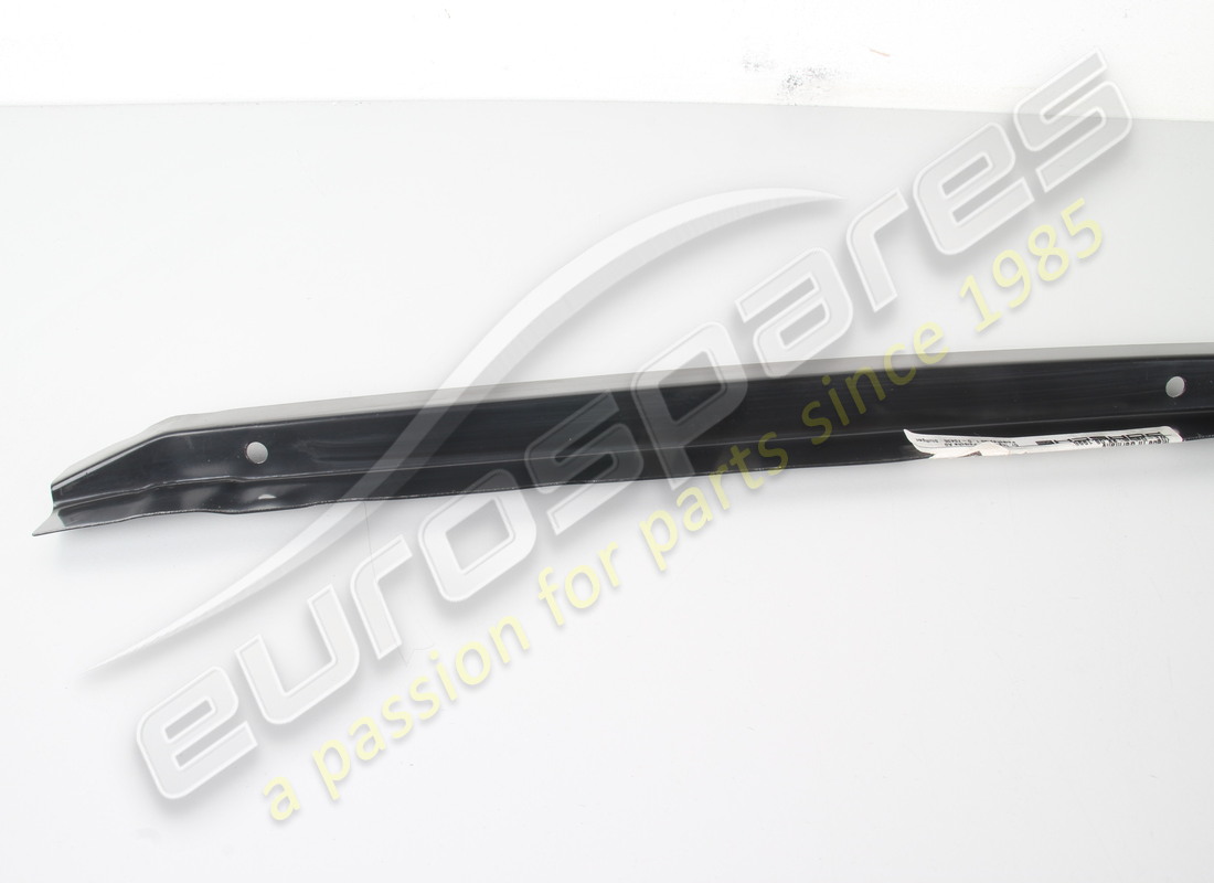new porsche end piece - roof frame. part number 477809585 (2)