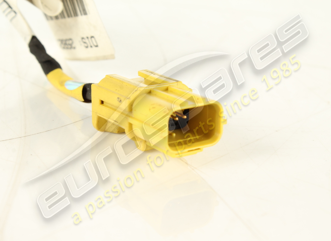 USED FERRARI DOOR SIDEBAG CABLE. PART NUMBER 268214 (2) used ferrari door sidebag cable. part number 268214 (2)