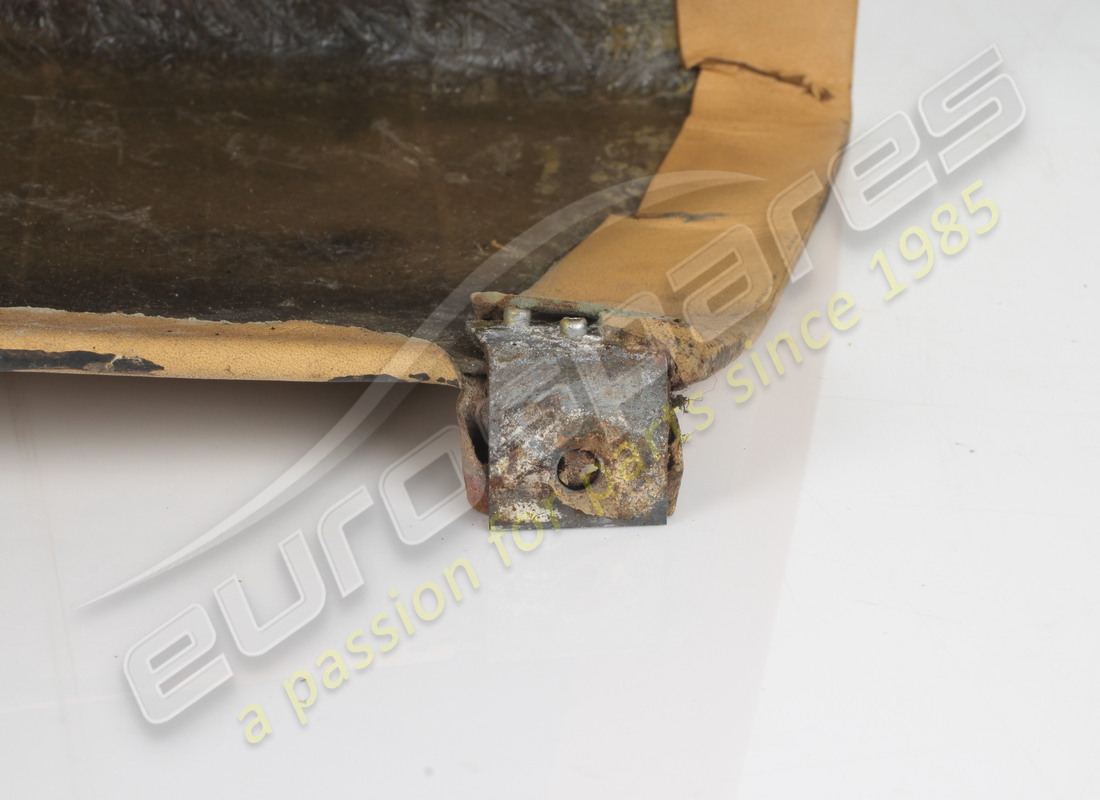 USED FERRARI FRONT TUNNEL RHD PART NUMBER 61831300 (12) used ferrari front tunnel rhd part number 61831300 (12)