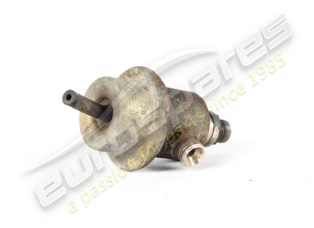 USED FERRARI PRESSURE REGULATOR. PART NUMBER 125136 (2) used ferrari pressure regulator. part number 125136 (2)