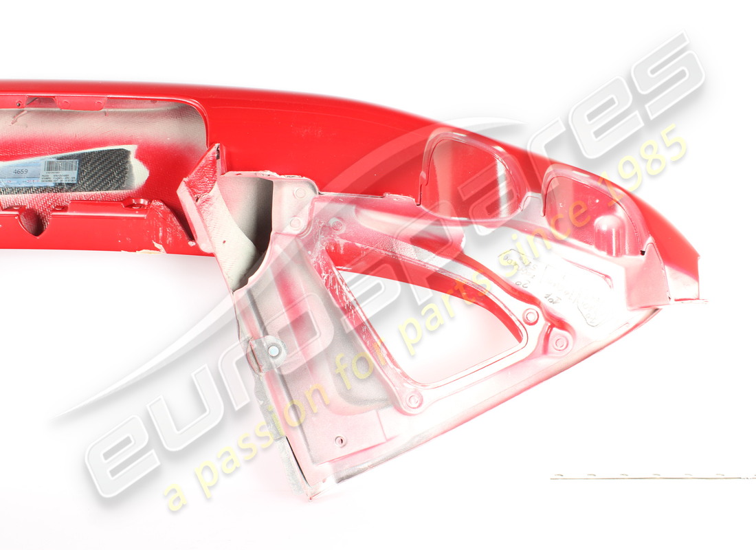 USED FERRARI COMPLETE REAR SPOILER. PART NUMBER 949122 (3) used ferrari complete rear spoiler. part number 949122 (3)