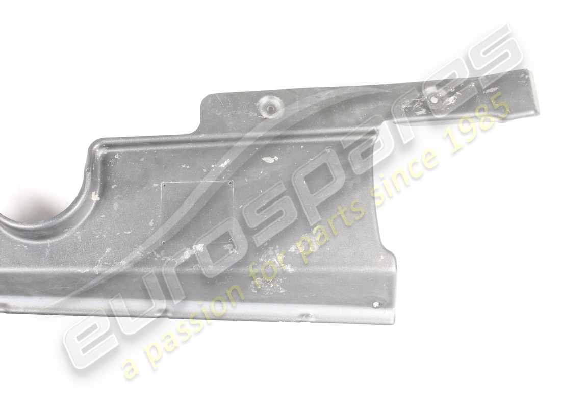 DAMAGED LAMBORGHINI ENGINE BAY. PART NUMBER 07L103723 (2) damaged lamborghini engine bay. part number 07l103723 (2)