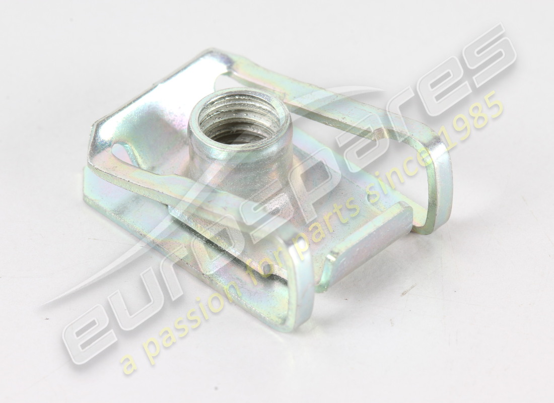 NEW MASERATI CLIP. PART NUMBER 675001047 (1) new maserati clip. part number 675001047 (1)