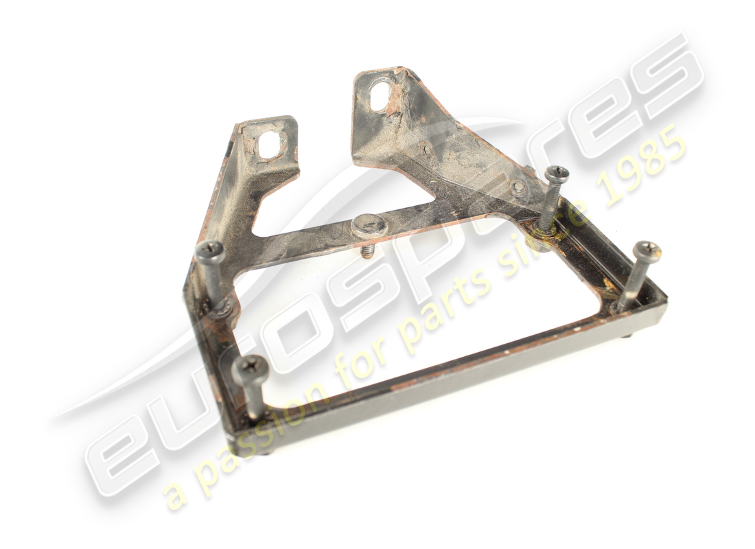 USED FERRARI BRACKET. PART NUMBER 155319 (2) used ferrari bracket. part number 155319 (2)