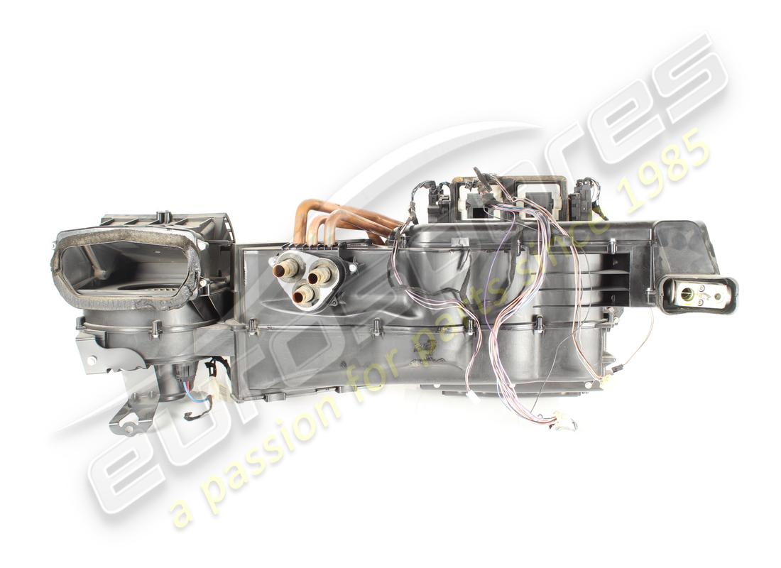 USED FERRARI COMPLETE AIR CONDITIONING UNIT. PART NUMBER 83391200 (6) used ferrari complete air conditioning unit. part number 83391200 (6)