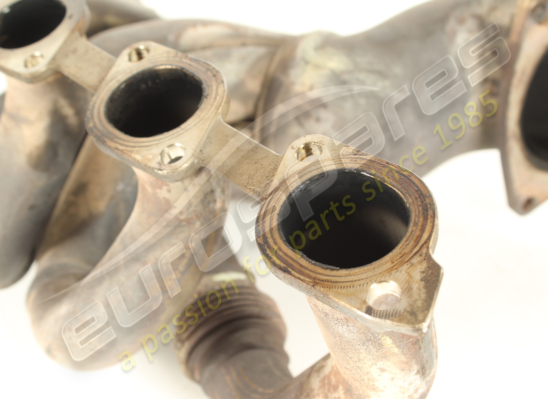 used ferrari complete lh exhaust manifold. part number 281031 (3)