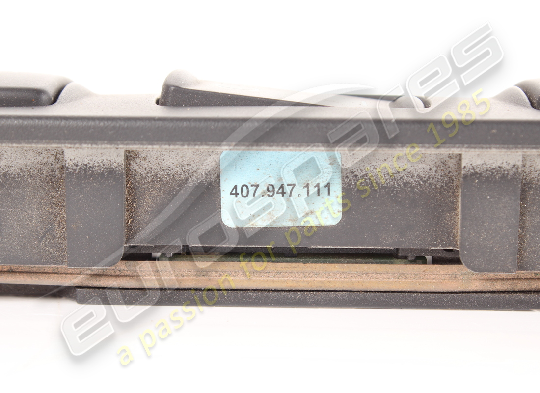 USED LAMBORGHINI INTERIOR LIGHT. PART NUMBER 407947111 (7) used lamborghini interior light. part number 407947111 (7)