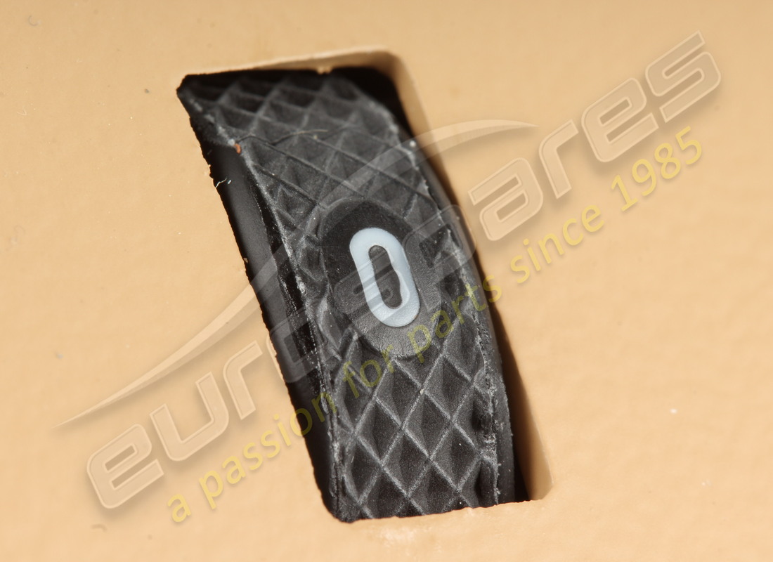 NEW (OTHER) MASERATI RHD RH CTRL BUTTON PANEL,BEIGE. PART NUMBER 981321830 (6) new (other) maserati rhd rh ctrl button panel,beige. part number 981321830 (6)