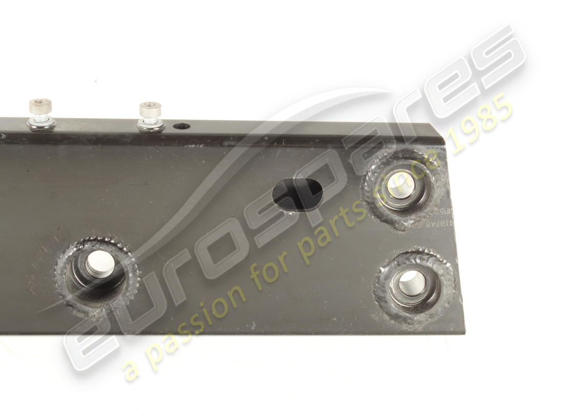 USED FERRARI COMPLETE CLUTCH HOUSING MOUNTI. PART NUMBER 335352 (5) used ferrari complete clutch housing mounti. part number 335352 (5)