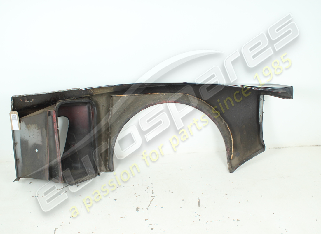 USED FERRARI RH REAR WING PANEL. PART NUMBER 61477900 (2) used ferrari rh rear wing panel. part number 61477900 (2)