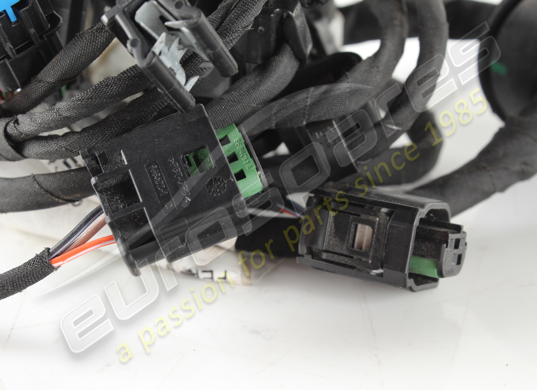 used ferrari rear bumper cable. part number 939011 (2)