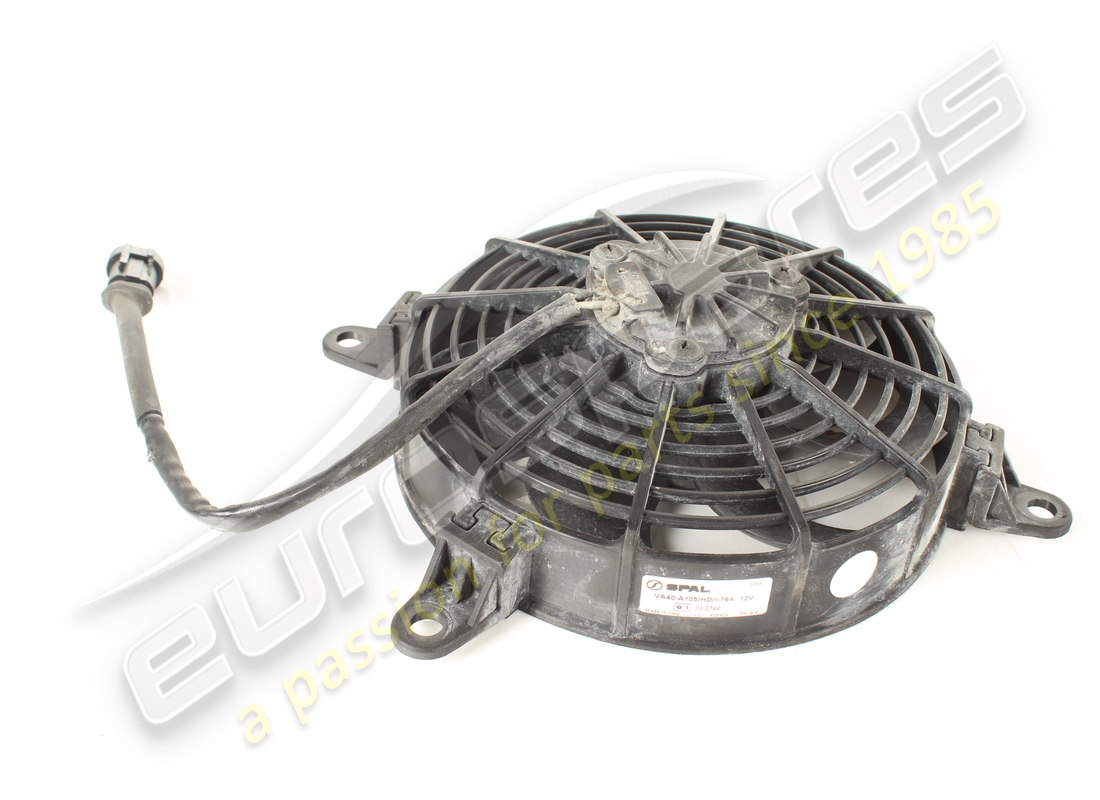 USED Ferrari COMPLETE ELECTRIC FAN . PART NUMBER 277070 (1)