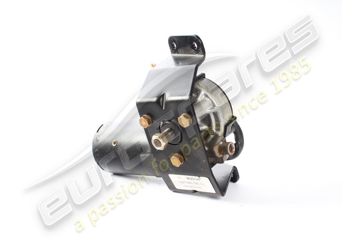 USED FERRARI WIPER MOTOR. PART NUMBER 61528100 (2) used ferrari wiper motor. part number 61528100 (2)