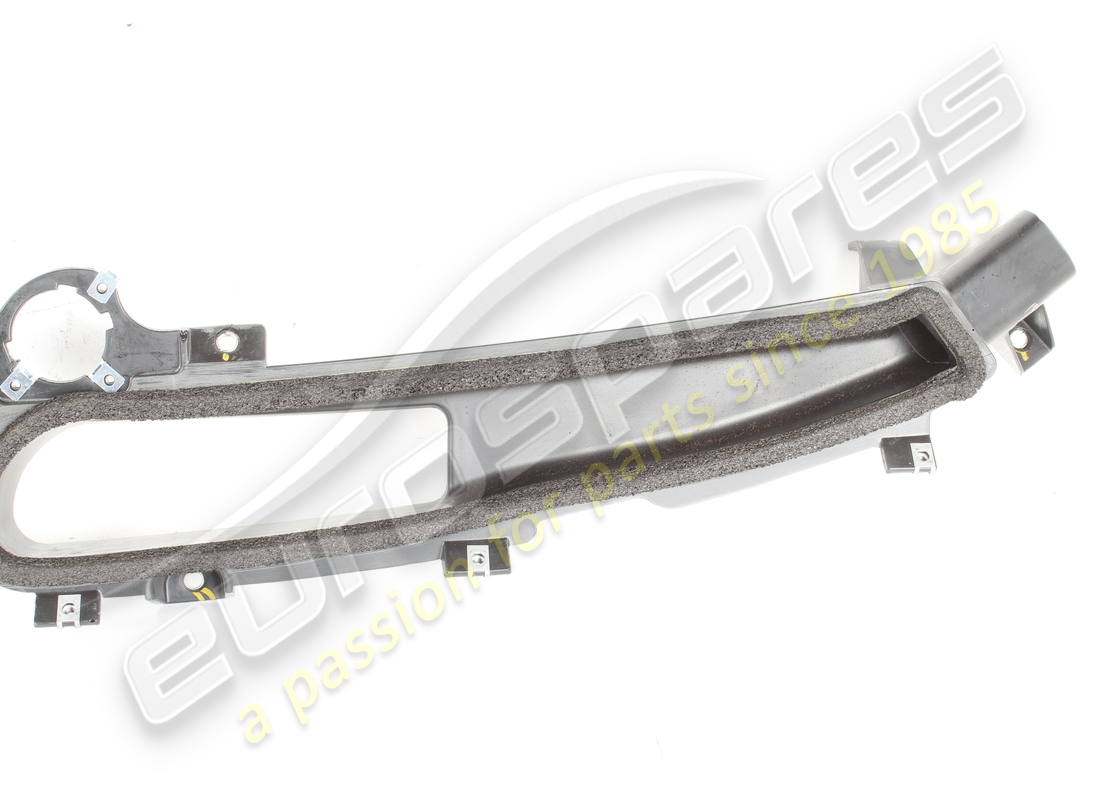 used ferrari complete defroster duct. part number 85907400 (4)