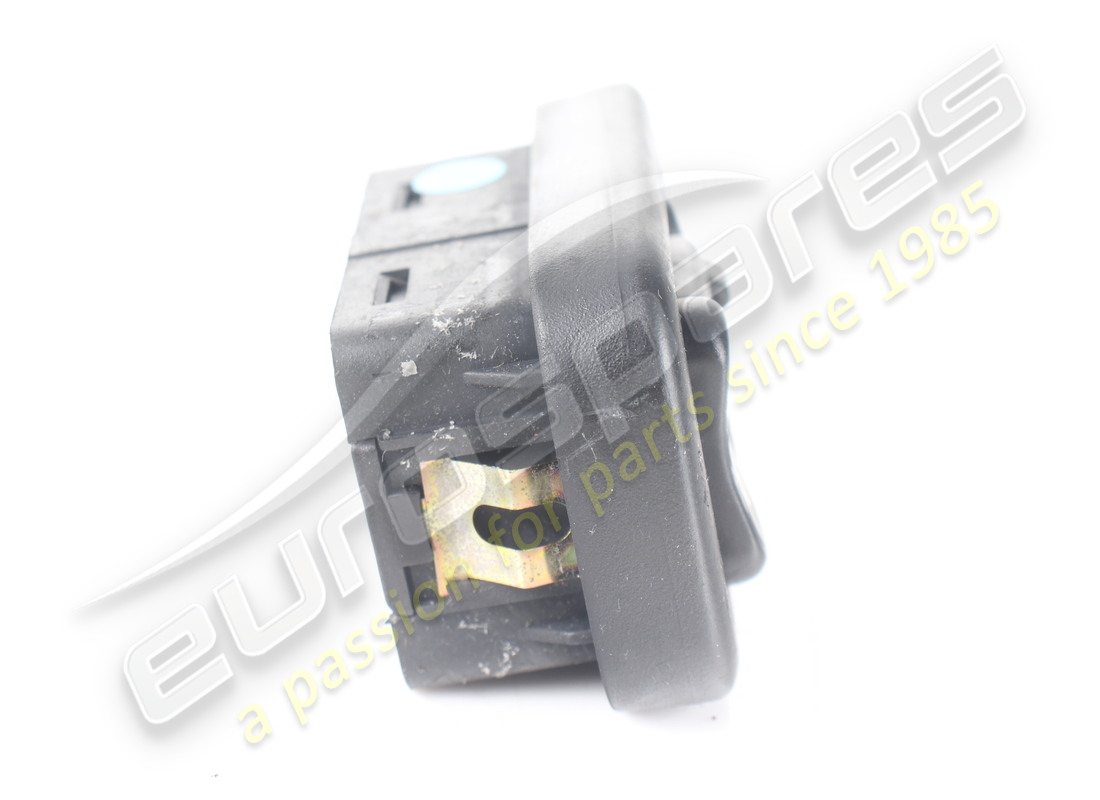 USED MASERATI MIRROR SWITCH. PART NUMBER 383300136 (5) used maserati mirror switch. part number 383300136 (5)