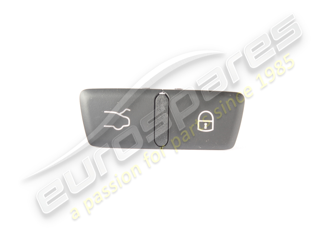 USED MASERATI CONTROL PANEL REAL BONNET CL. PART NUMBER 675000792 (1) used maserati control panel real bonnet cl. part number 675000792 (1)